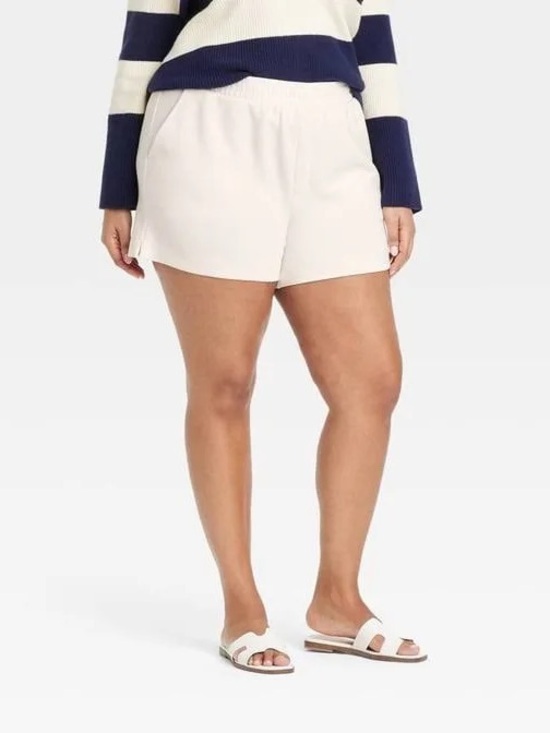 a new day Pants - S95 NWT A New Day High Rise Pull On Shorts with Pockets - Size: 4X